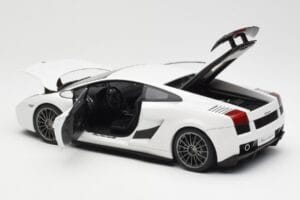 Lamborghini Gallardo Superleggera Monocerus Metallic Λευκό AUTOart 1:18 74585 Μέταλλο - εικόνα 5 από 8