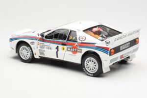 Lancia 037 Martini #1 W. Rohrl / C. Geistdorfer Winner Rally Monte Carlo 1983 Νυχτερινή Έκδοση Kyosho 1:18 08306A Μέταλλο - εικόνα 7 από 8