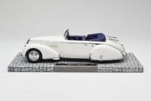 Lancia Astura Tipo 233 Corto Λευκό Minichamps 1:18 107125330 Ρητίνη - εικόνα 3 από 6