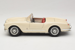 Lancia Aurelia B24 Spider Μπεζ Bburago 1:18 3010-M2 Μέταλλο - εικόνα 4 από 8