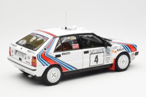 Lancia Delta HF 4WD #4 M. Alen / I. Kivimaki Martini Rally 1000 Lakes 1987 Kyosho 1:18 08960B Μέταλλο - εικόνα 3 από 8