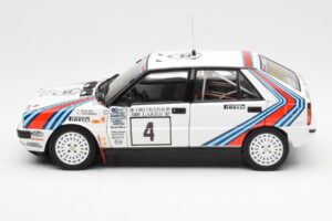 Lancia Delta HF 4WD #4 M. Alen / I. Kivimaki Martini Rally 1000 Lakes 1987 Kyosho 1:18 08960B Μέταλλο - εικόνα 4 από 8