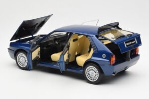 Lancia Delta HF Integrale Evo II Μπλε Kyosho 1:18 08341BL Μέταλλο - εικόνα 5 από 8