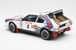 Lancia Delta S4 Martini #4 H. Toivonen / S. Cresto Rally Tour de Corse 1986 AUTOart 1:18 88620 Μέταλλο - εικόνα 7 από 8