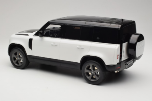Land Rover Defender 110 L663 GT Spirit 1:12 GT554 Ρητίνη - εικόνα 5 από 6