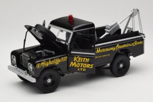 Land Rover Series III Όχημα Ανάκτησης Μαύρο Universal Hobbies 1:18 4411 Μέταλλο - εικόνα 2 από 8