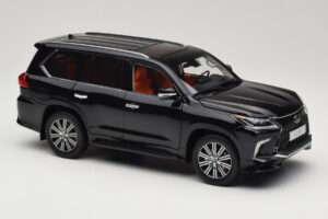Lexus LX570 J200 Μαύρο LCD 1:18 LCD18010-BL Μέταλλο - εικόνα 6 από 8