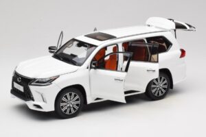 Lexus LX570 J200 Λευκό LCD 1:18 LCD18010-WH Μέταλλο - εικόνα 2 από 8