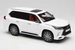 Lexus LX570 J200 Λευκό LCD 1:18 LCD18010-WH Μέταλλο - εικόνα 6 από 8