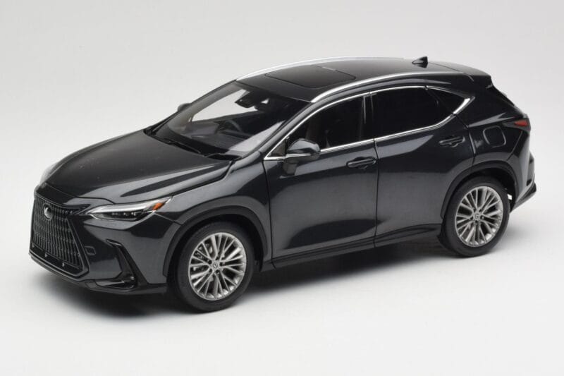 Lexus NX450h+ AZ20 Μαύρο Kyosho 1:18 08968GBK Ρητίνη