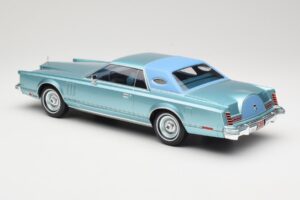 Lincoln Continental Mark V Blue Metallic MCG 1:18 MCG18369 Μέταλλο - εικόνα 5 από 6