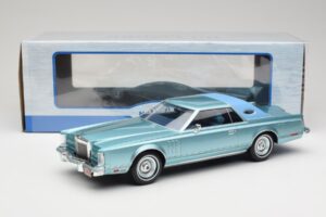 Lincoln Continental Mark V Blue Metallic MCG 1:18 MCG18369 Μέταλλο - εικόνα 6 από 6