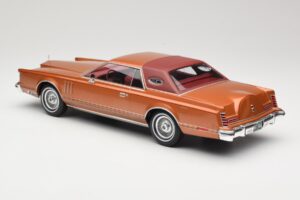 Lincoln Continental Mark V Crystal Apricot Metallic MCG 1:18 MCG18370 Μέταλλο - εικόνα 5 από 6