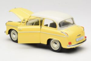 Lloyd Alexander TS Κίτρινο Revell 1:18 08958 Μέταλλο - εικόνα 5 από 8