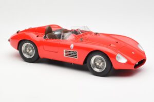 Maserati 300S Κόκκινο CMC 1:18 M-105 Μέταλλο - εικόνα 4 από 6