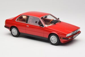 Maserati BiTurbo Coupe Rosso Corsa Minichamps 1:18 107123501 Ρητίνη - εικόνα 4 από 6