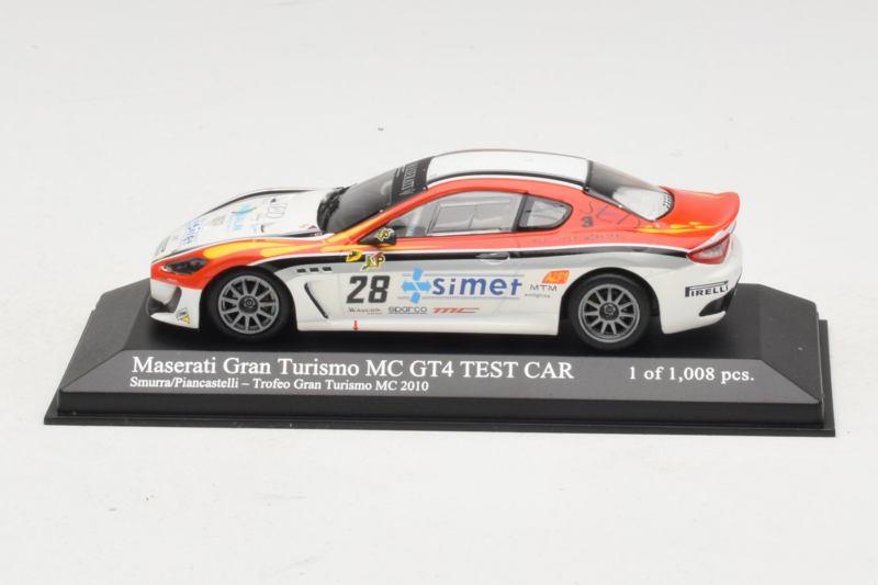 Maserati GranTurismo MC GT4 #28 Smurra / Piancastelli Maserati MC 2010 Minichamps 1:43 400101228 Μέταλλο