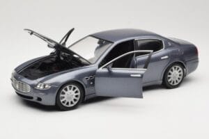 Maserati Quattroporte Blue Metallic Hot Wheels 1:18 B7003 Μέταλλο - εικόνα 2 από 8