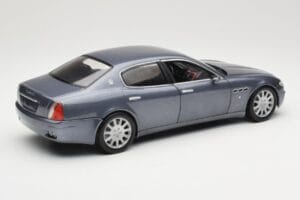 Maserati Quattroporte Blue Metallic Hot Wheels 1:18 B7003 Μέταλλο - εικόνα 3 από 8