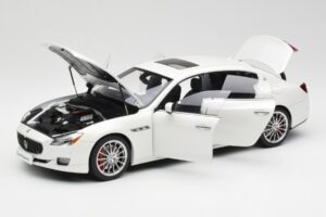 Maserati Quattroporte VI GTS Alpine Λευκό AUTOart 1:18 75808 Μέταλλο - εικόνα 2 από 8