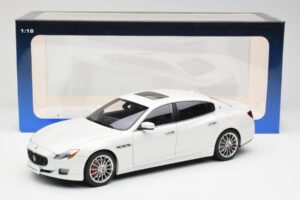 Maserati Quattroporte VI GTS Alpine Λευκό AUTOart 1:18 75808 Μέταλλο - εικόνα 8 από 8