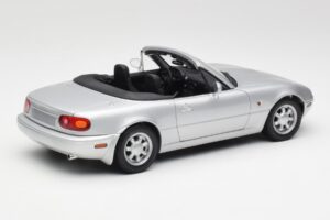 Mazda MX-5 Miata NA Highlight Ασημί Gate 1:18 1015 Μέταλλο - εικόνα 3 από 8