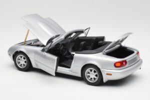 Mazda MX-5 Miata NA Highlight Ασημί Gate 1:18 1015 Μέταλλο - εικόνα 5 από 8