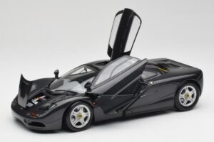 McLaren F1 Carbon Μαύρο Μεταλλικό Minichamps 1:18 530133420 Μέταλλο - εικόνα 2 από 8