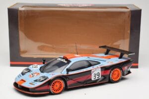 McLaren F1 GTR #39 Gulf R. Bellm / A. Gilbert / M. Sekiya 24 Hours of Le Mans 1997 UT Models 1:18 39725 Μέταλλο - εικόνα 8 από 8