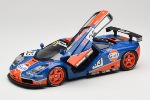 McLaren F1 GTR Gulf #33 R. Bellm / M. Weaver / J-J. Lehto 24 Hours of Le Mans 1996 UT Models 1:18 530161833 Μέταλλο - εικόνα 2 από 8