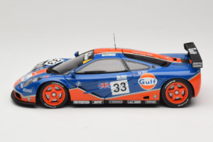 McLaren F1 GTR Gulf #33 R. Bellm / M. Weaver / J-J. Lehto 24 Hours of Le Mans 1996 UT Models 1:18 530161833 Μέταλλο - εικόνα 4 από 8