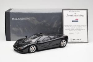 McLaren F1 Road Car Μαύρο AUTOart 1:18 76002 Μέταλλο - εικόνα 8 από 8