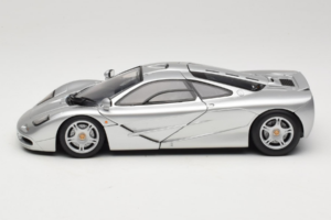 McLaren F1 Ασημί UT Models 1:18 530133180-R1 Μέταλλο - εικόνα 4 από 8
