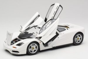 McLaren F1 Λευκό Minichamps 1:18 530133424 Μέταλλο - εικόνα 2 από 8