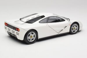McLaren F1 Λευκό Minichamps 1:18 530133424 Μέταλλο - εικόνα 3 από 8