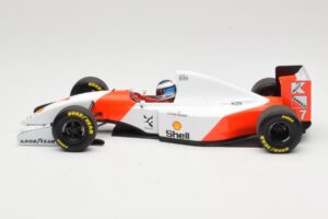 McLaren Ford MP4/8 #7 M. Hakkinen 1993 Minichamps 1:18 530931837 Μέταλλο - εικόνα 3 από 6