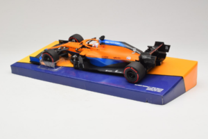 McLaren MCL35M Mercedes #3 D. Ricciardo McLaren F1 Team Bahrain Grand Prix 2021 Minichamps 1:18 533211803 Ρητίνη - εικόνα 5 από 7