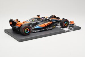 McLaren MCL60 #81 O. Piastri F1 2023 Minichamps 1:18 537231881 Μέταλλο - εικόνα 3 από 6