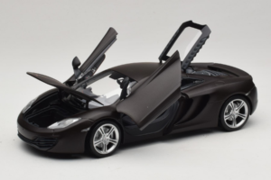 McLaren MP4-12C Matt Black Minichamps 1:18 110133021 Μέταλλο - εικόνα 2 από 8