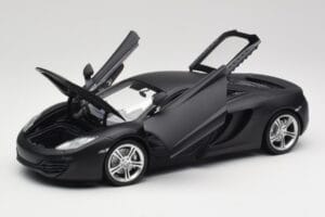 McLaren MP4-12C Matt Satellite Γκρι Minichamps 1:18 110133024 Μέταλλο - εικόνα 2 από 8