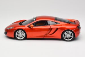 McLaren MP4-12C Orange Metallic Minichamps 1:18 110133020 Μέταλλο - εικόνα 4 από 8