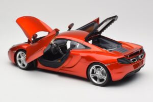 McLaren MP4-12C Orange Metallic Minichamps 1:18 110133020 Μέταλλο - εικόνα 5 από 8