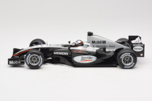 McLaren MP4-19 Mercedes J.P. Montoya Test Car 2005 Minichamps 1:18 533051880 Μέταλλο - εικόνα 3 από 7