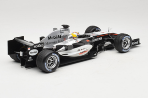 McLaren MP4-20 Mercedes #10 J.P. Montoya F1 2005 Minichamps 1:18 B66962338 Μέταλλο - εικόνα 2 από 6