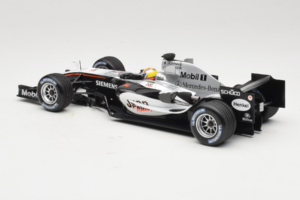 McLaren MP4-20 Mercedes #10 J.P. Montoya F1 2005 Minichamps 1:18 B66962338 Μέταλλο - εικόνα 5 από 6