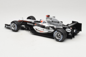 McLaren MP4-20 Mercedes #9 K. Raikkonen F1 2005 Minichamps 1:18 B66962337 Μέταλλο - εικόνα 5 από 6