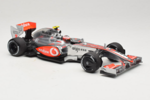 McLaren MP4-24 Mercedes #2 H. Kovalainen F1 2009 Dealer Edition Minichamps 1:18 B66960041 Μέταλλο - εικόνα 4 από 7