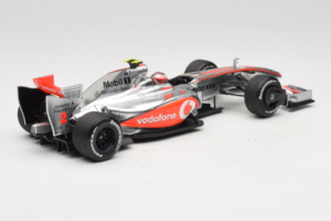 McLaren MP4-24 Mercedes #2 H. Kovalainen F1 2009 Minichamps 1:18 503091802 Μέταλλο - εικόνα 2 από 7