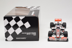 McLaren MP4-25 Mercedes #1 J. Button Vodafone McLaren Showcar F1 2010 Minichamps 1:18 530101801 Μέταλλο - εικόνα 7 από 7