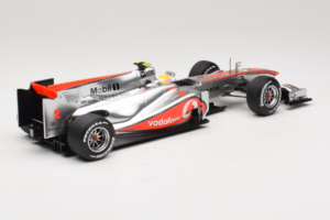 McLaren MP4-25 Mercedes #2 L. Hamilton Vodafone McLaren F1 2010 Minichamps 1:18 530101802 Μέταλλο - εικόνα 2 από 7